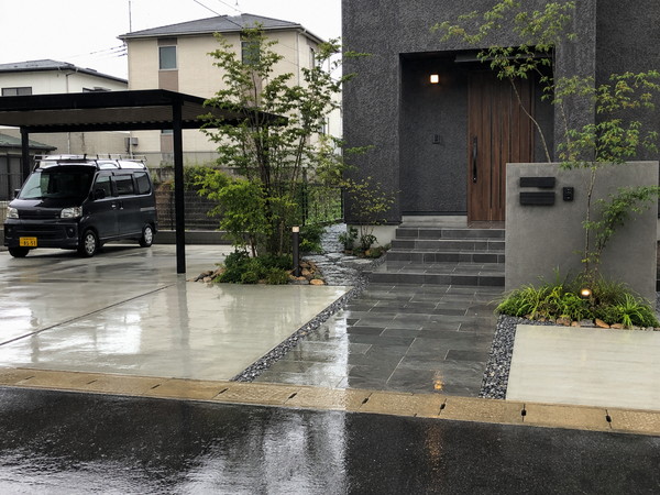 雨の外構
